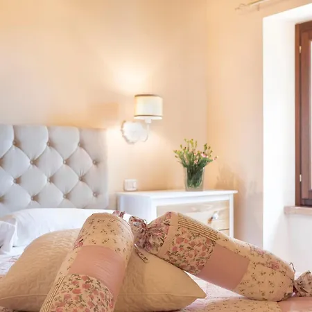 Apartment Stunning In Near Metauro River *