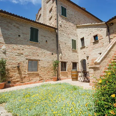 Stunning In Near Metauro River Apartment *