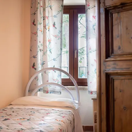 Stunning In Near Metauro River Apartment Mombaroccio