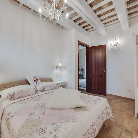 Stunning In Near Metauro River Daire